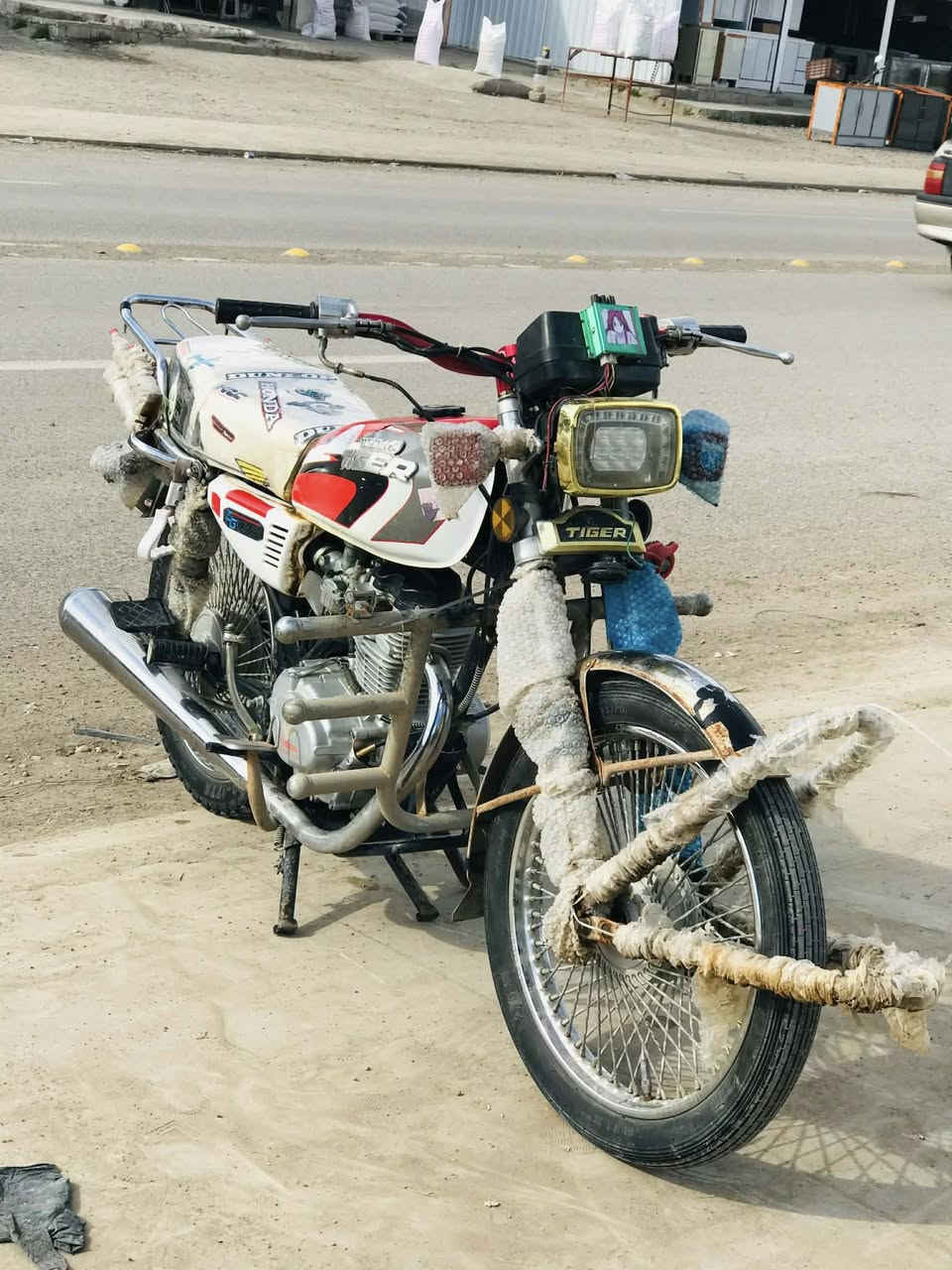 تايكر 2021محرك مامفتوح شرط كهربايات شغاله كلشي شغال نضافه فول ماتصرف ربع علي نشاطه🔥 شغال وطلع ستيرن رياضي  نشرات 
السعر525وبي مجال قليل 
***********  الاستفسار عل رقم 🫶🏻
