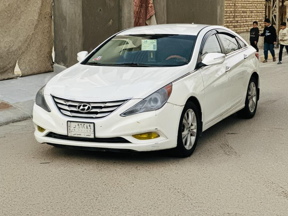 ياالله السلام عليكم للبيع سوناتا مديل 2012 وارد كوري رقم بصره مشروع وطني بسمي سياره فول مواصفات بصمة بيبان بصمة تشغيل اشارة ترحيب عند الاقتراب بك لايت لد لايت عالي ناصي زنون حداده امامي وخلفي قبل سبوع نافضه تخم تاير جديد ويل كب خليجي سياره جديده معنى الكلمه مكفوله من ضربه معروف وارد كوري ما ينكفل من صبغ محرك وكير شرط لا تنقيص ولا تبخير كفاله العنوان البصره قرب مستشفى المدينه موبايل *********** ملاحظه السياره استخدام خاص ما مشتغله تكسي السعر 105 وبيه مجال واني بخدمتك اتصل
