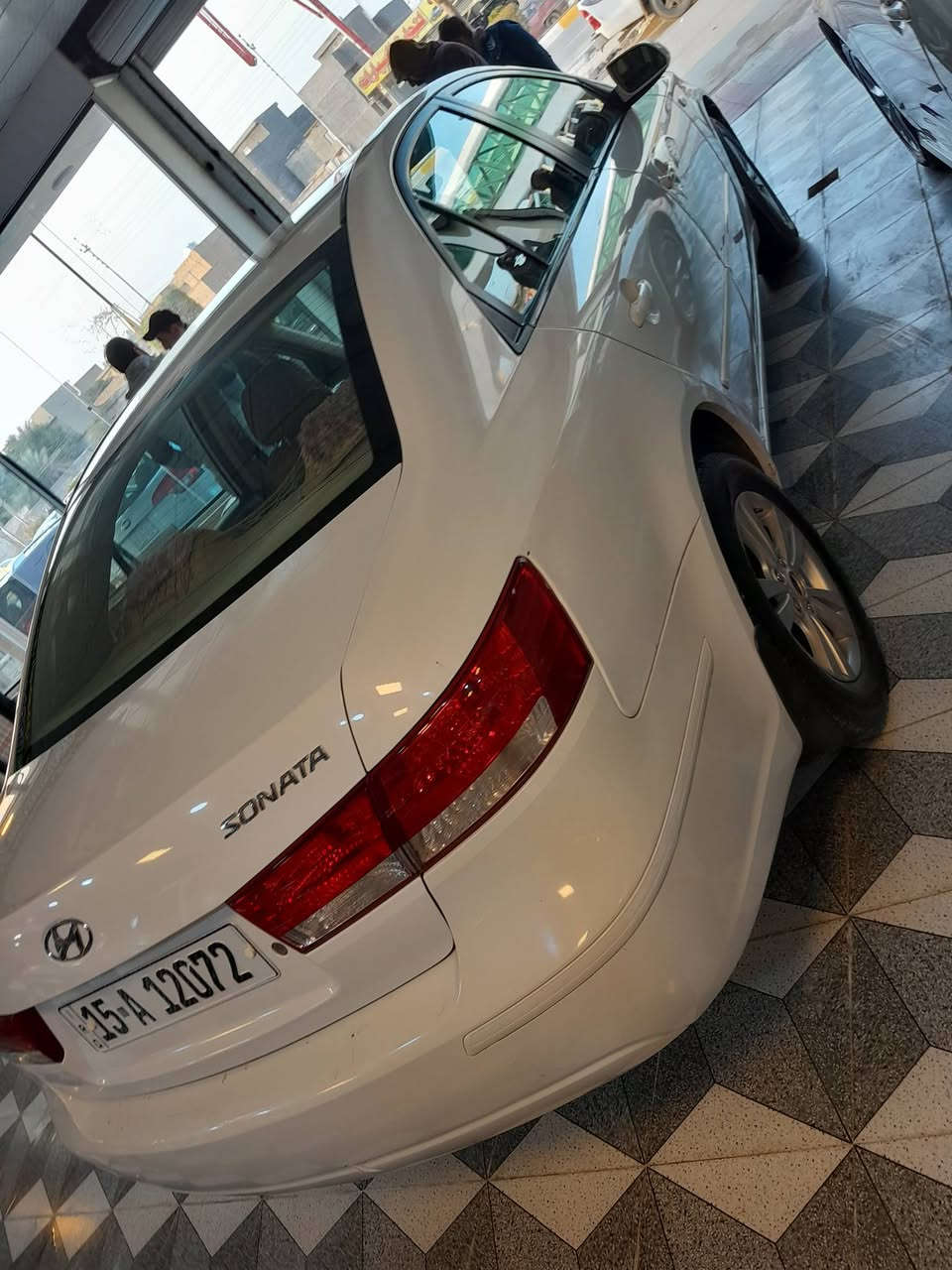 السلام عليكم سوناتا2009  للبيع محرك 20 صور السونار بالمنشور بدون اي داخل السعر 115 شراي يتصل مكلف بالنشر العنوان الفلوجة الصقلاوية،*********** ***********
