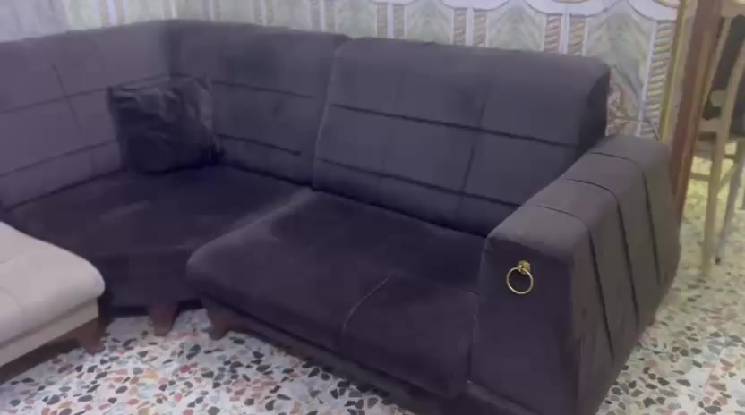 الغراض للبيع الديوان سعره 125الف والميز مال تلفزيون 30الف


**إذا كنت صاحب هذا الإعلان وتريد حذفه لأي سبب، رجاءا أرسل رسالة إلى الدعم الفني**