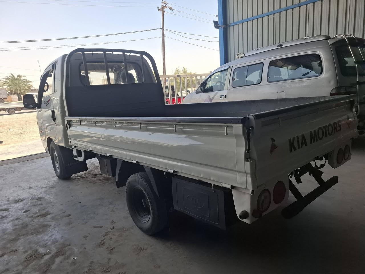 موديل ٢٠٠٥ سياره جاهزه بس مصبوغه احزام جماليه ستفسار ابوحيدر ***********مسكره بم ونوزل سعر ٨٢
