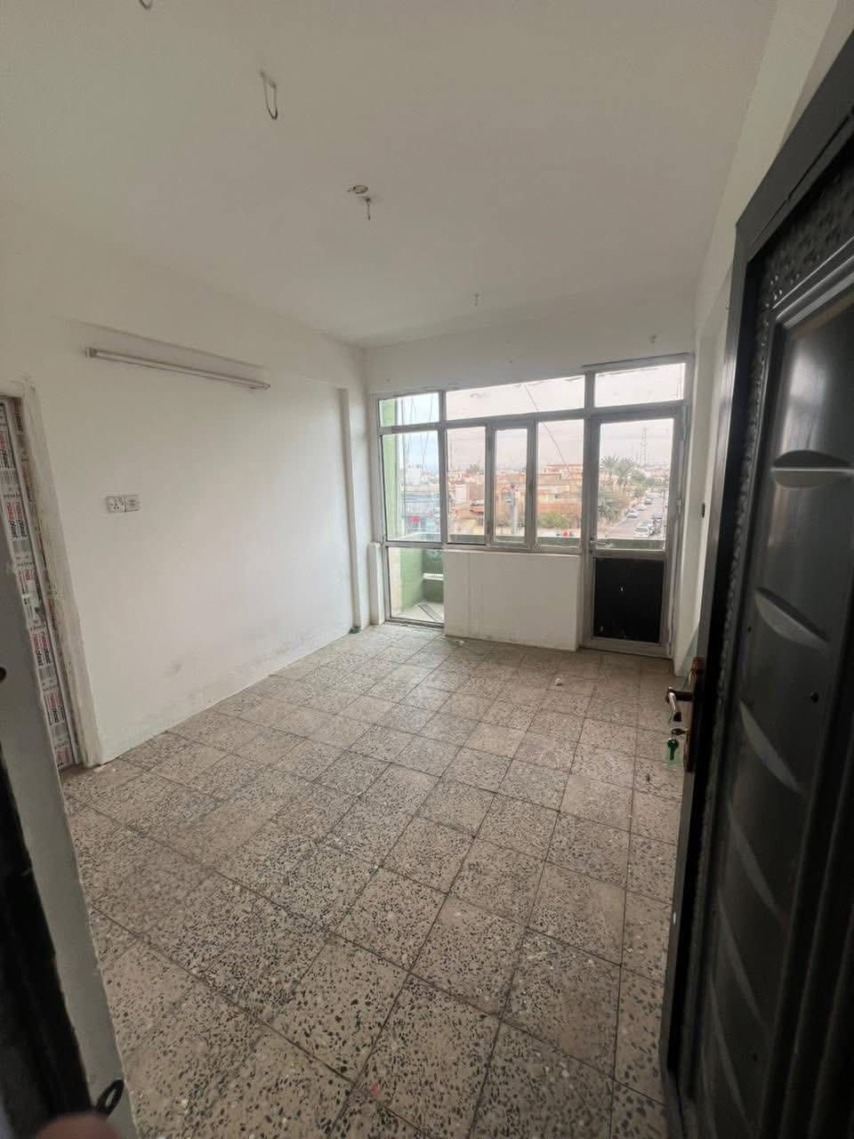 شقه لإيجار في طريق بغداد الموقع مميز جدا
وبسعر مناسب 

لمعرفه الايجار الاتصال بل ارقام التاليه 

***********

***********متوفر واتساب فقط :

— في ‏كركوك - طريق بغداد‏.
