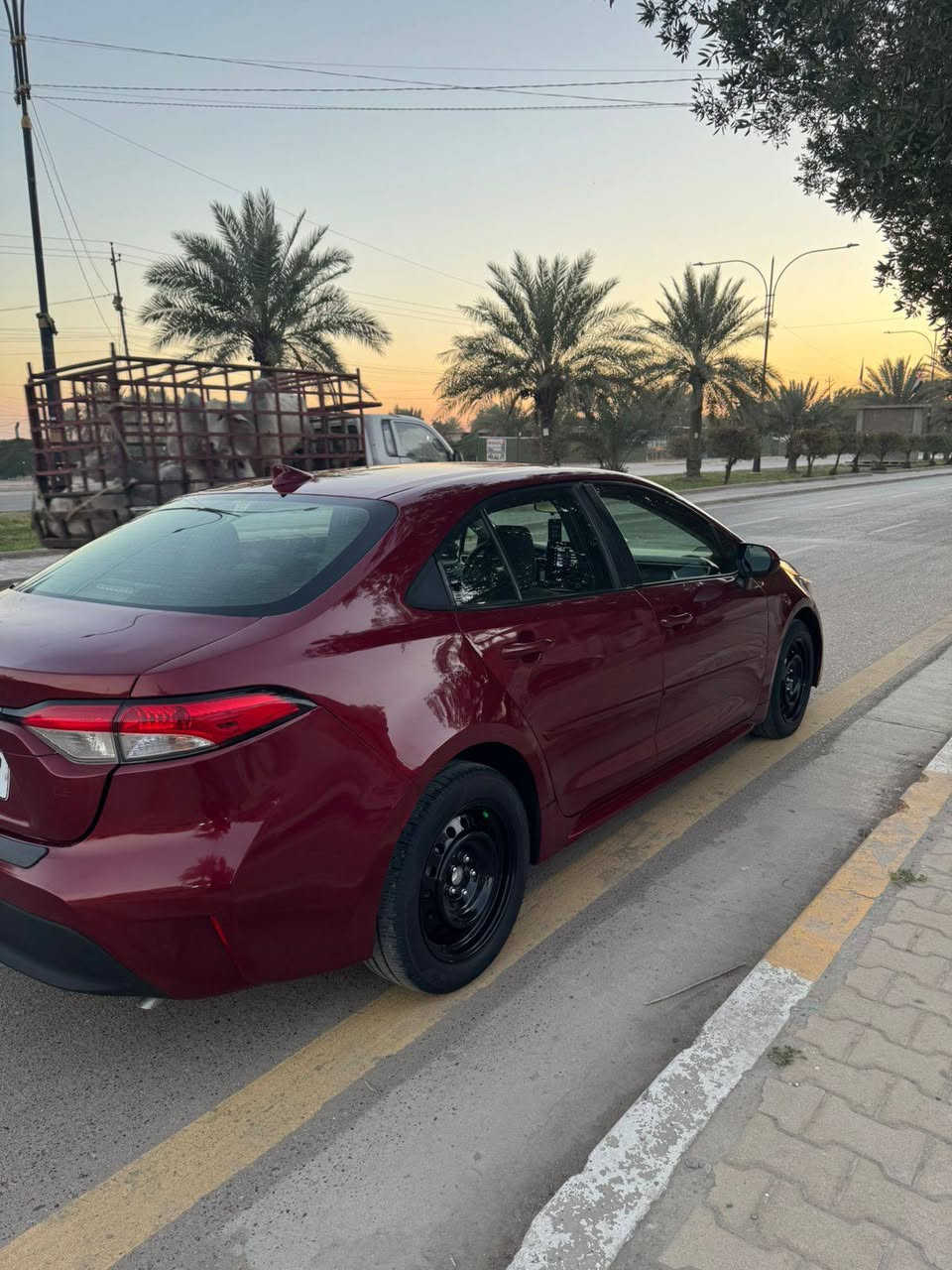 السلام عليكم
للبيع تويوتا كورلا 
موديل 2023
وارد امريكا 
مواصفات Le معروفه 
ماشيه 16 ميل
📍 بدون ايرباك 
حادث جاملوغ خلفي و باب و جاملوغ امامي يعني 3 قطع
رقم الشاصي مرفق ويه الصور
السعر 157 بيها مجال 
مكان السياره بغداد الغزالية 
الاستفسار اتصل 
***********
