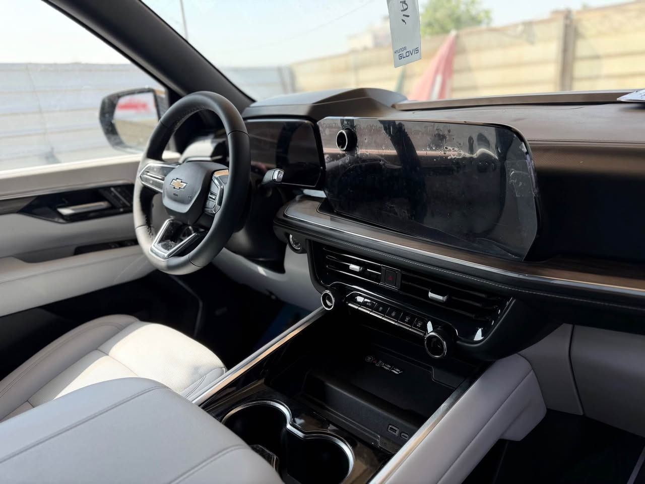 تاهو 2025 برمير وكالة المنصور مغلفه PPF رقم بغداد فول الفول ماشيه 11 الف كيلو بدون صبغ ولا بارد ولا تبديل السياره مكفوله كفاله عامه الموصفات معرفه السعر 70 الف دولار بيه مجال بسيط الرقم *********** بغداد, العراق
