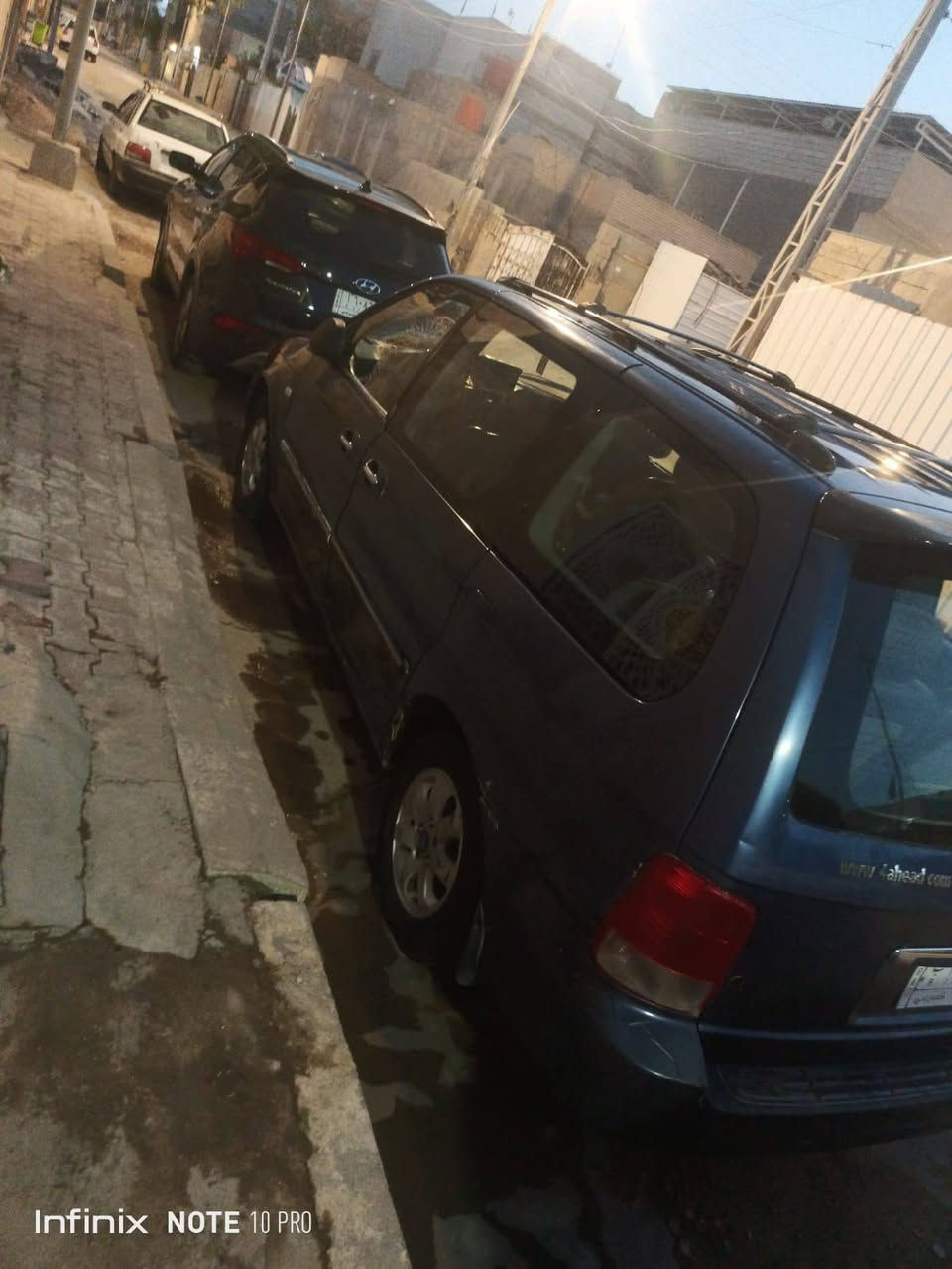 كيا كرنفال موديل 2003 رقم بصره عندي بيهة وكاله سنويه منتهيه صاحب سياره بل سماوه سياره بيهة نواقص مكينه كير جديد سياره  موجودة بل بصره السعر 55 بيهة مجال سياره كاز ***********
