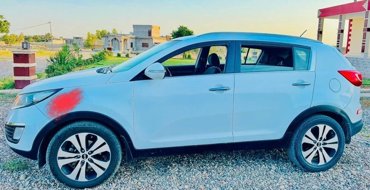 السلام عليكم سبورتج للبيع موديل

2013 وارد خليجي محرك 2000 دوش

كير محرك شرط صدر دبلات تايرات شرط

تبريد تدفئه كهربائيات كامره شاشه 

السياره جديده كلين فقط بيها شبر صبغ

موضح بالصوره السياره جاهزه وجديده

الـسعــر 140 وبيها مـجال اتـصـل وتـدلل

هـ ***********
