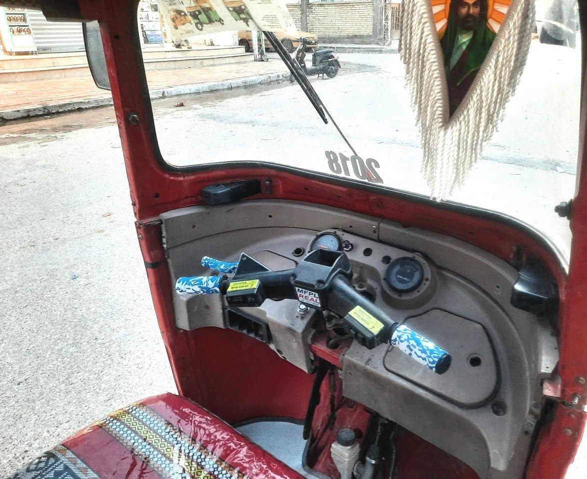 السلام علیکم تكتك موديل 18
رقم وسنويه تحويل ثاني يوم
مكينه 20 مجفت شركه
العنوان بغداد السعر 4700
***********
