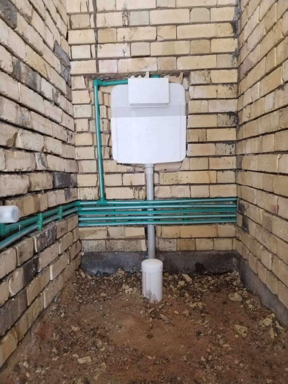 السلام عليكم خلفه تأسيس ماي ومجاري في النجف الاشرف متفرغ للعمل حاليا ربط مجاري خارجيه ربط أبي مجاري تعليك وبأحدث الطرق وبكادر متميز ***********
