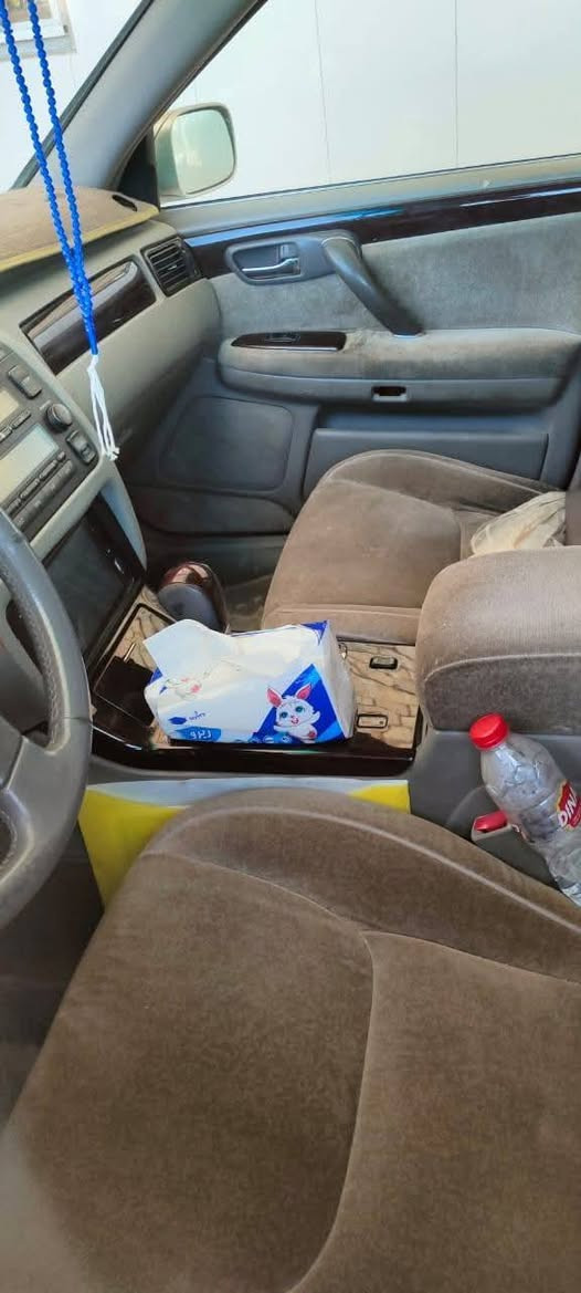 ملكه قماره بس والباقي كفاله موديل 2001 بيه استمارة حجز السعر 45 أو بيه مجال بصيط ديفور الزغيره ***********
