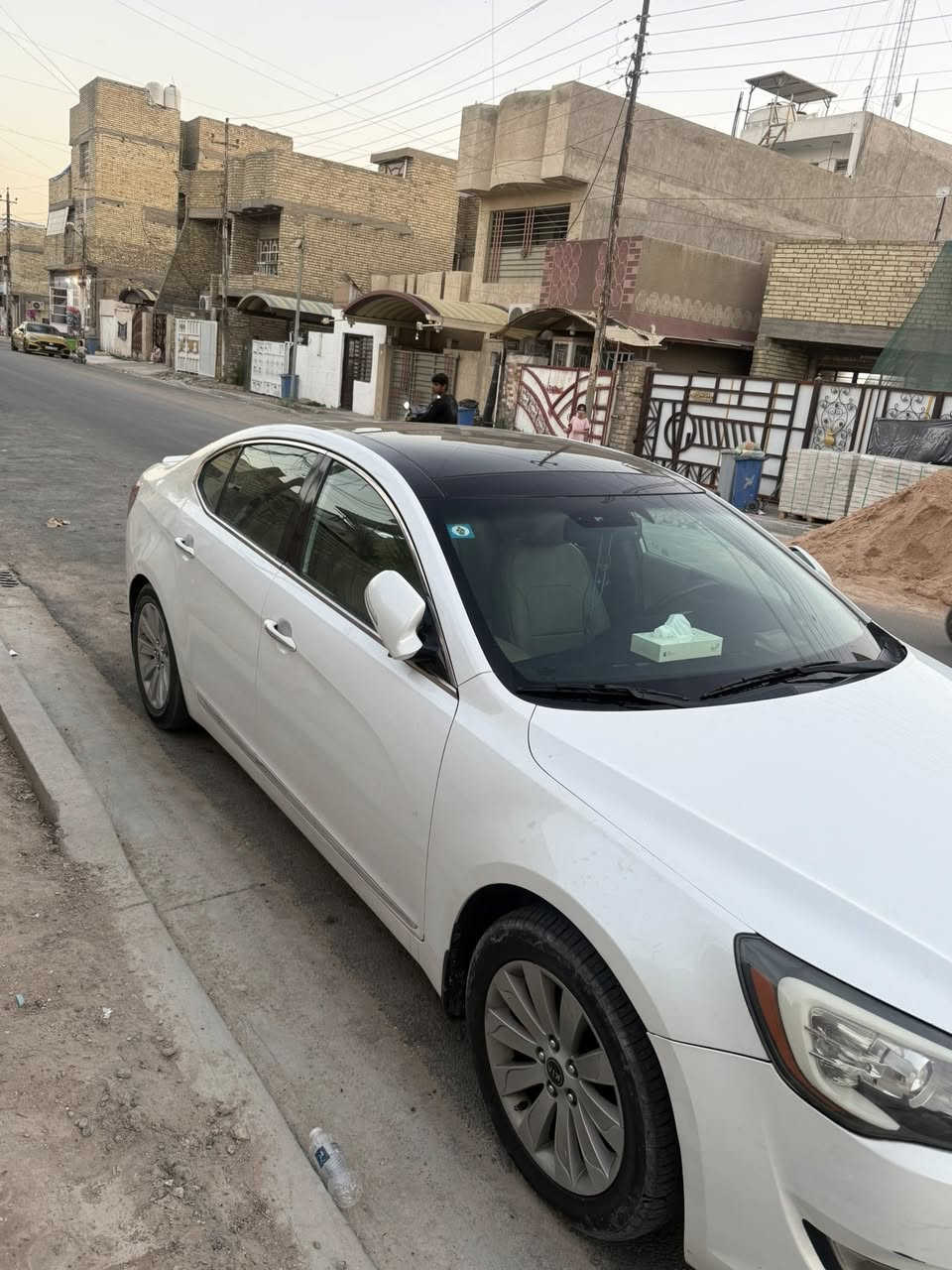 السلام عليكم
كادنزه موديل ١١ 

رقم بغداد 

السعر ١٠٥ 

السياره مكفوله من الضربه بيها صبخ أربع جاملغات اثر شخوط 

والجاملغ الخلفي نطخ وبي بارد 

محرك وكير وصدر جديد 

محرك على وضع شركه مامفتوح العنوان بغداد الغزاليه


**إذا كنت صاحب هذا الإعلان وتريد حذفه لأي سبب، رجاءا أرسل رسالة إلى الدعم الفني**