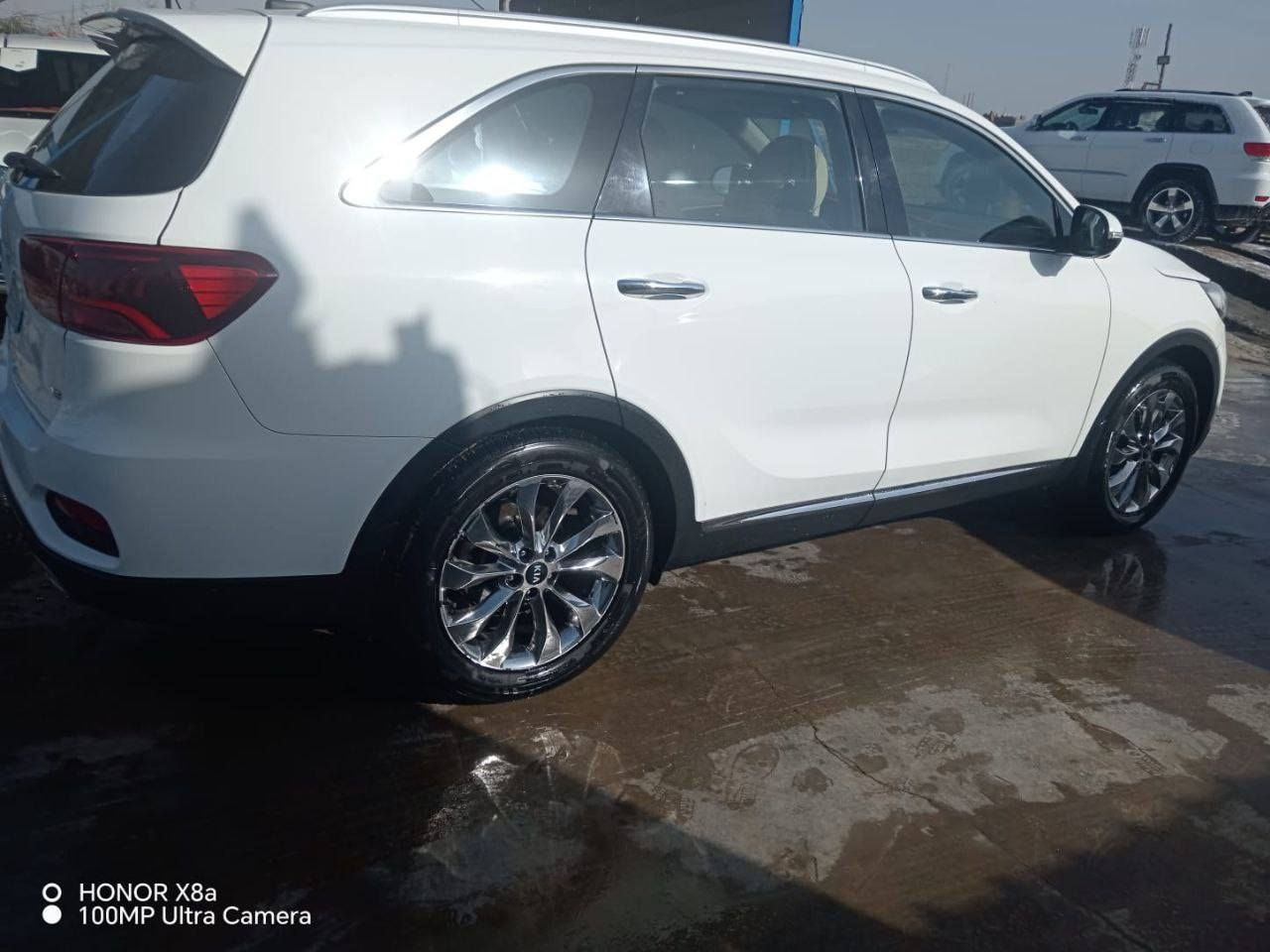 سياره كيه سورنتو وراد خليجي لون بيض مديل 2019 سياره مكفوله  كامرات وحساسات مكيتة 3500رقمه بغداد سياره مكفوله بيه صبغ جوه رقم عل كد شبر بلخلفي تفاصيل وسعره تصل على هاذه الرقم *********** مكان سياره ذي قار الشطره
