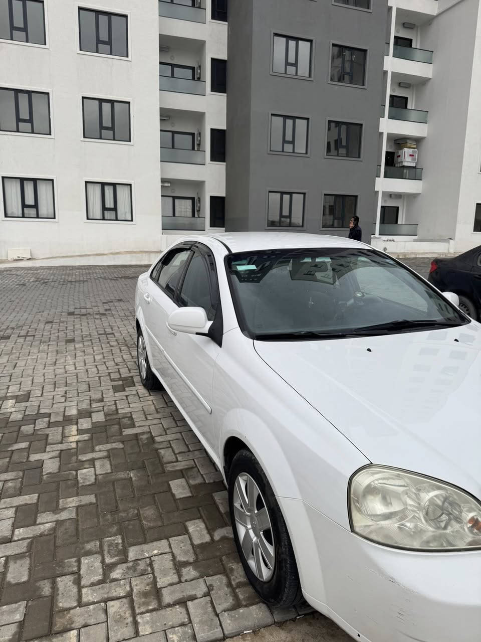 شۆفرلێت ئۆپترا 2013
بێ بۆیاغ ی خلیجی
 گێڕ ئۆتۆماتیک
سپێری دانەگیراوە زۆر پاک و جوانە لەسەر دەقی شەریکە ماوەتەوە، هیچ مەسرەفێکی تێدا نییە کامل سێرڤس ی گێڕ و مەکینە و تاقم سوکان و پلاک و نۆزڵات و فیتپەمپ و قایش و فلتەرەکان و دەبڵەکان  کراوە لەسەر کۆدی شەریکە،‌ چوار تایەی تازەی کاتمی تایلەندی بۆ بەستراوە، تەنها ١٧٣ هەزار ڕۆشتووە، سەنەوی تازەیە تاوەکو مانگی ٩ ی ۲۰۲٩ و بەناوی خۆمەوەیە.

سوکان ڤۆڵیۆم و تەقەڵ ە.
چوار جام کارەبای و جام ئۆتۆ.
 ئاوێنەی کارەبای و هیتەرە.
ئەی بی ئێس.

شوێن کەلار
 
بۆ نرخ پەیوەندی بکەن:
***********
***********
