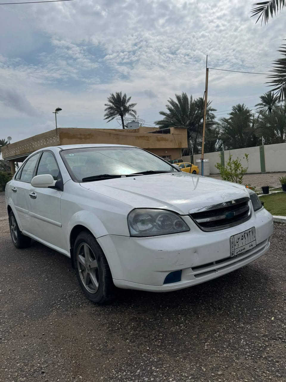 سلام عليكم 
للبيع اوبترا موديل 2012
خليجي بيها جاملغ تبديل امامي 
مكينة كير مكفولات كير اوتماتيك 
تبريد شغال تخم تاير صدر جديد 
شاشه كامره رقم بغداد تحويل مباشر 
سعر 78$ وبيها مجال 
عنوان أبو غريب 
***********
