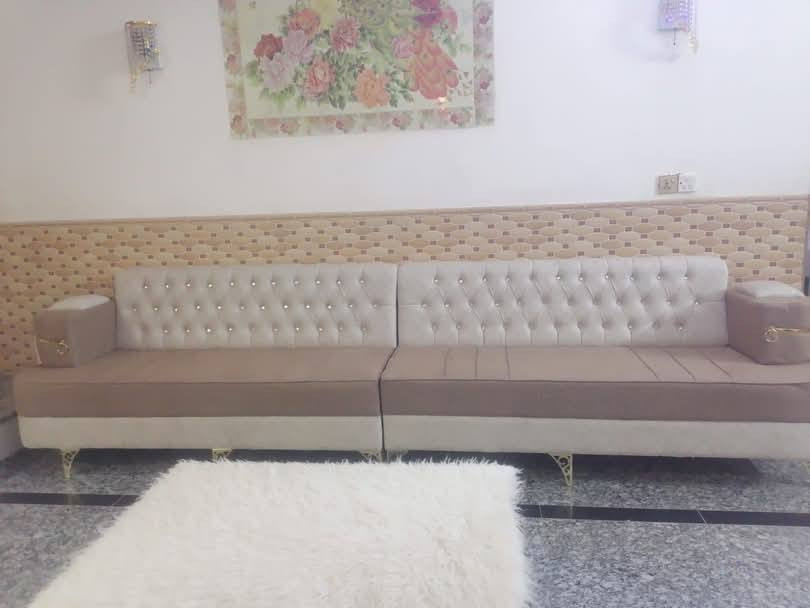 اللهم صلي على محمد وال محمد 
معمل ومعرض محمد علي العامري للاثاث المنزلي 
مستعدون لعمل كافه القياسات والموديلات 
ديوان تاج ملكي ورئاسي عمل درجه اولى مع ضمان حقيقي 5سنوات 
تاج خشب زان مع صبغ حراري درجه اولى 
خشب چام روسي 
سفنج 10سم  مميز اول 
بلاويد بلوك اسود 
قماش من اجود انواع الاقمشه 
وكافه الالوان 
للاستفسار الاتصال على ***********
