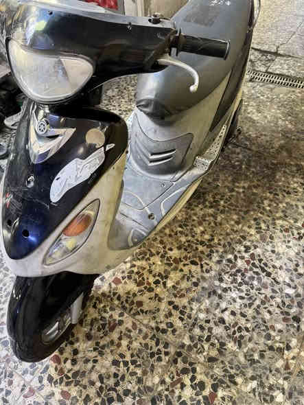 سلام عليكم دراجه ماكس منغولي للبيع الدراجه كامله كل نقص ما بيهى اله القليل الكهربائيه كلهى شغاله كل نقص ما بيهى شلعه ومعدل حلوات كلش مكاني بل مدينه الحبيبيه يم وليد ابو الكص السعر 450وبيهى مجال ***********
