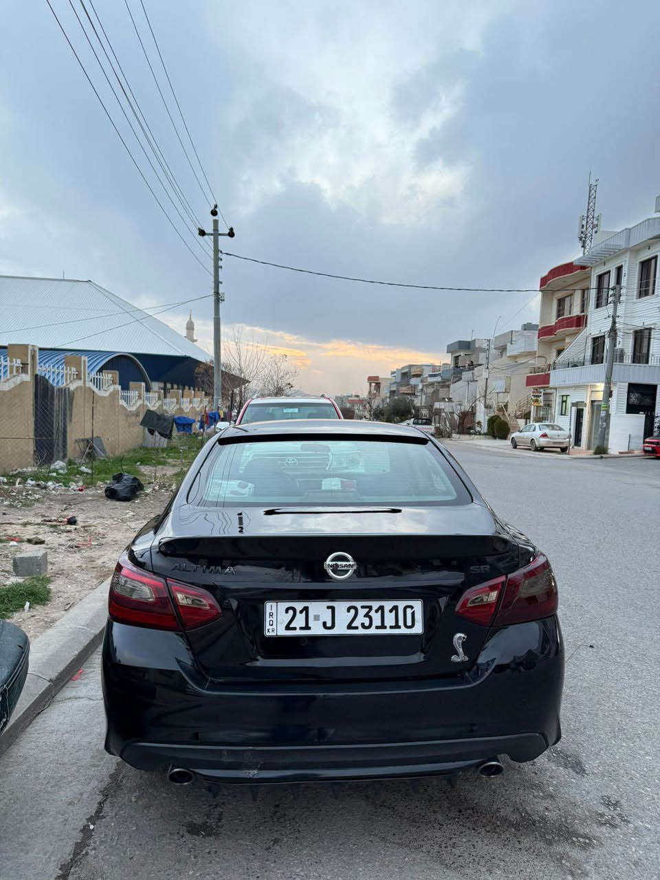 Nissan Altima 2017 SR 

نیسان ئەڵتیمان ٢٠١٧ ی S شکڵی کراوە بە SR 
سەیارەکە زۆر تازەیە و لۆکە و هیچ عەزێت نەدراوە 
کامل سێرڤسی بۆ کراوە : 
ڕۆنی هایدرۆلیکی گێڕ گۆڕاوە 
ڕۆنی مەکینە تەنها بڕاندی Liquimoly تێ ئەکرێ 
کامل ئاوی ڕادێتەری بۆ گۆڕاوە 
پاتری تازە بۆ گۆڕاوە 
٤ تایەی لۆکی تایلەندی شەریکەی Landspider ی لەسەرە
کامل تاقم پێش تازە گۆڕاوە و زۆر توون و تۆڵە ماشاءالله 
کامل جوانکاری دەرەوە و ناوەوەی بۆ کراوە 
ویلی قیاس ١٨ ی SR ی لەسەرە ،باڵی بۆ دانراوە 
-شەغالە
-بەصمەیە 
-کوشن کارەبای 

سەیارەکە تازە پۆڵیش و قەڵەمکاری بۆ کراوە نمونەیە لە جوانی و تازەی ماشاءالله  ئەڵێی لۆکە کامل لایت و ناوبەتانە و جامەکان و بەگلایت و ویلەکانیشی بۆ پۆڵیش کراوە لەگەڵیشیا کامل قەڵەمکاری بۆ کراوە 

سەیارەکە تەنها بۆنیت بۆیاغە لەگەڵ شوێن ڕەقەمی سنووق 
لەگەڵ یەک دوو پارچەی بچووکی سارد 
سەنەوی و ژینگەی تا ٢٠٢٩ تازەیە 

شوێن : سلێمانی 
نرخ : 120 گەڵا و مامەڵەیەکی زۆر کەم
0774 082 2373 السليمانية, العراق
