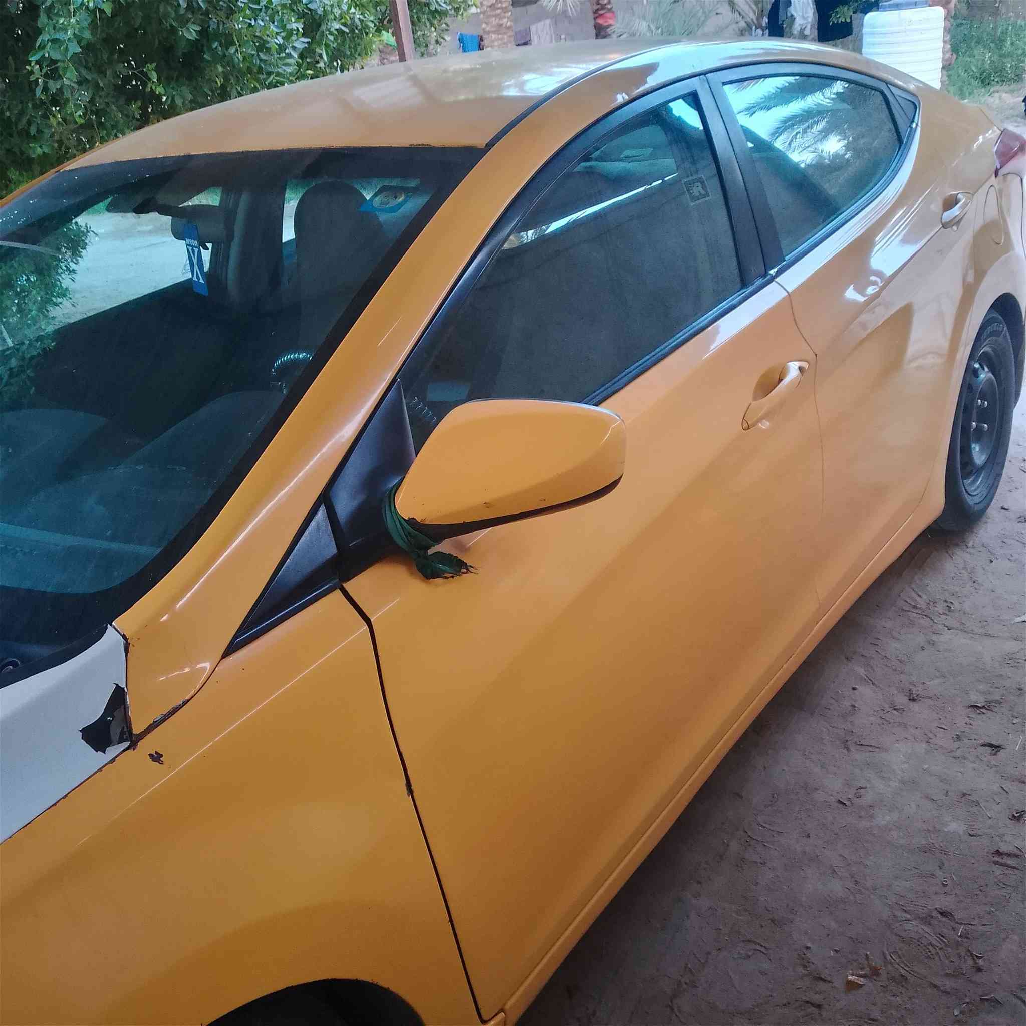 السلام عليكم
الانترا 2014
مكينه1800 دكشن عالي
كير ومكينه وتبريد خير من الله 
سنويه لل2027
مداور ثاني يوم
مكان السيارة كربلاء عون
السعر 105 وبيها مجال بسيط
***********
