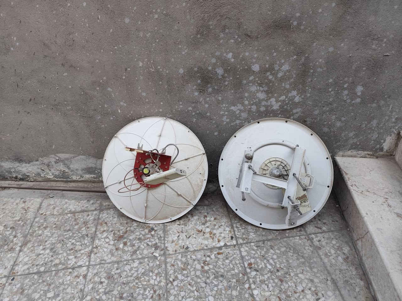 السلام عليكم دشات 30 عدد2 وياهن912 واسميات مكاني بغداد سعر 150 الف
***********
