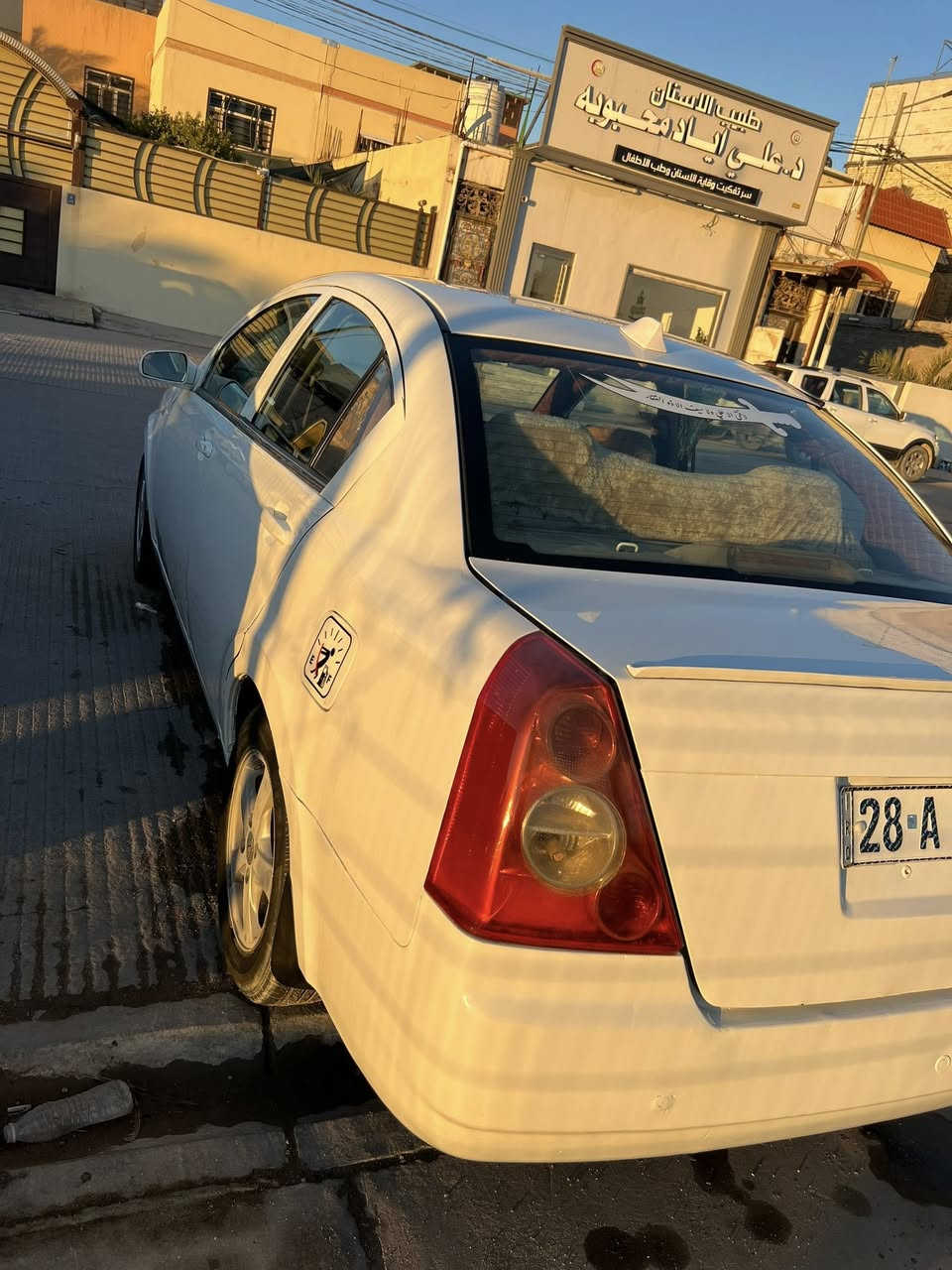 سلام عليكم
شيري A5 2013
محور كير ومحرك كرونه مكفولات
تخم تايرات حداديه زينه
شاشه وكامره خلفيه
ادامه جديده قبل يومين
رقمها نجف انكليزي وراعيها بالنجف 
مكان السياره نجف 
السعر 40 وبيها مجال 
***********
