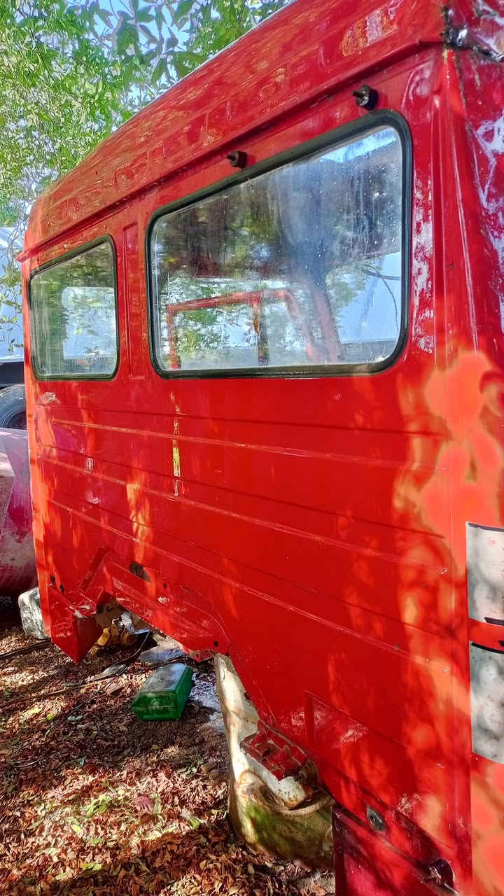 سلام عليكم قماره وربع مال 87 للبيع بيه ضربه بجهت لعبري كامله هيه ودوشمه مالته ماعده لكشنات جملغات وياه دشبووله نضيف  مكاني نجف ابصخير  ***********/////‏‪***********‬‏
