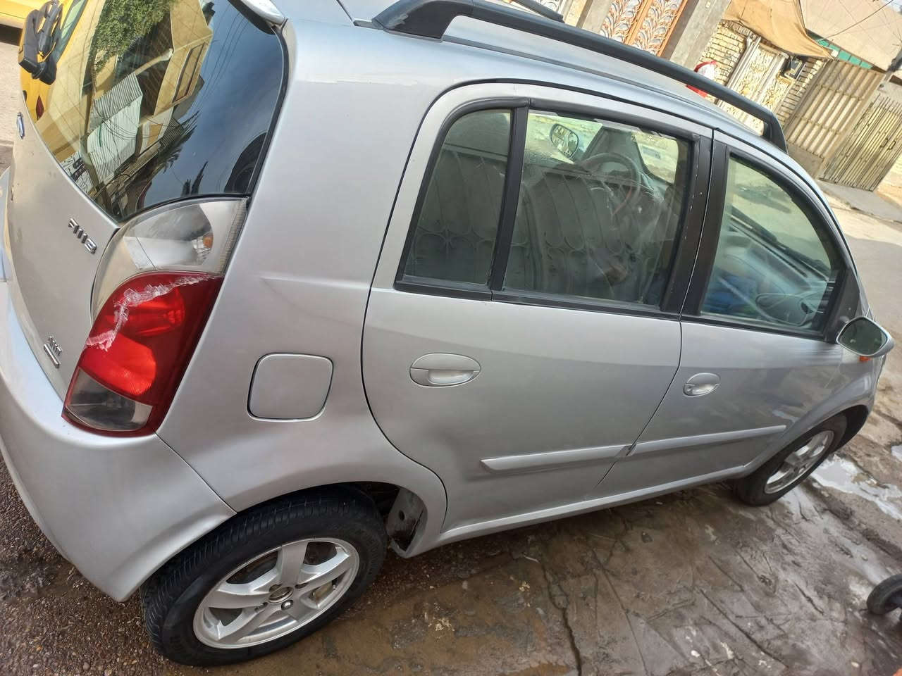 شيري A1٢٠١٢ ابلاديه وجاهزه للشارع استلام مكينة وكير لوك السعر ٣٣ مكاني بغداد الشعب ***********
