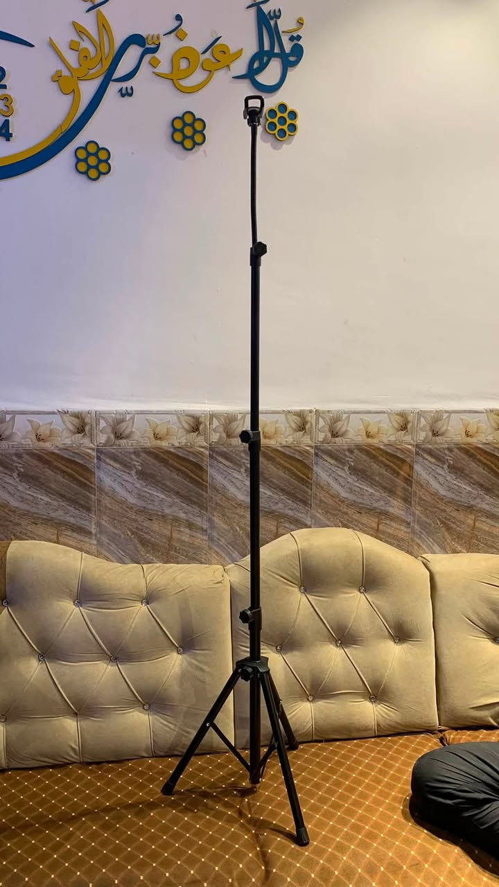 سلام عليكم استاند تصوير         

        TripodStand
نضيف وريموت تصوير يجي وي الاستاند 
مرتب يعني بشكل 
السعر 25
واتساب ***********
