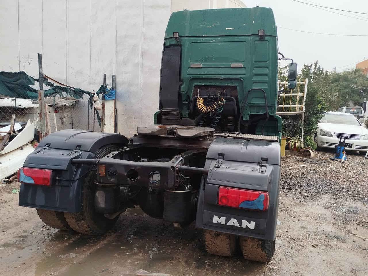 مان مودیل 2004  گێڕ تۆماتیک و ڕتایدی شەش طەلقە و هاڤ مەکینە 460 بێ عەیب ، سەلاجە هۆرن باخیرە دەبڵ مەنامی اکسل و چامەلوغو مواسەفاتی 2007 تە تایەی هەمووی لۆکە عەربانە ئەوروپی 13,60 دنگیر ROR  سەحال دوو جووت تایەی لۆك بەس سەحال تازە نیە عەربانەکە علوجەو ڕەبت نیە هەردووکی پێکەوە ئەفرۆشم کەلەش بەتەنها ئەفرۆشم سەیارەکە لەناو ئیشە و خەوتو نیە بێ نوقسانیە شوێن کەلار 
***********
