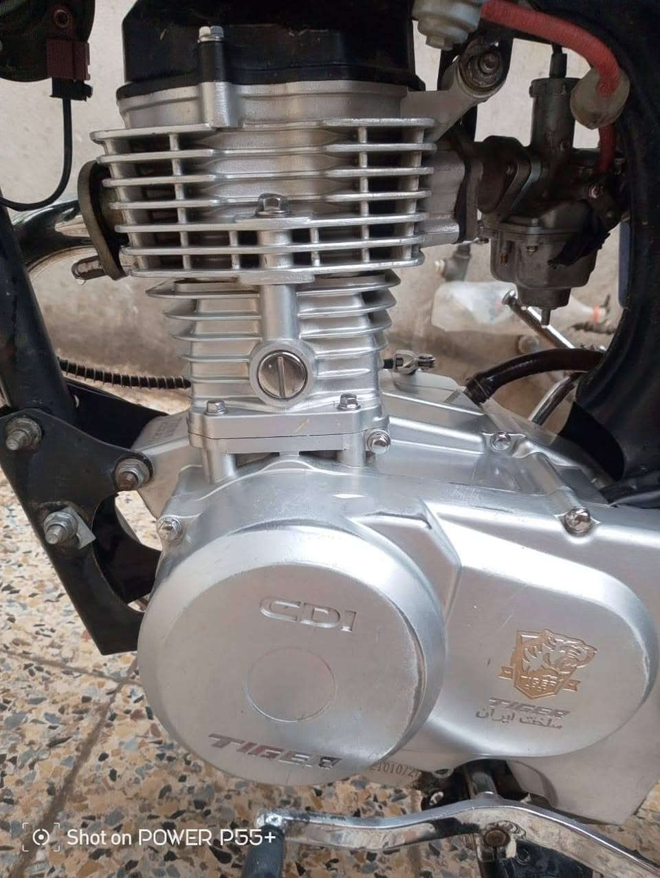 السلام عليكم موطور تايكر للبيع موديل 21 شرط مامفتوح وارمني كلها شغاله بي منفيس  السعر 460وبي مجال الشراي يخابرني عل رقم  ***********
