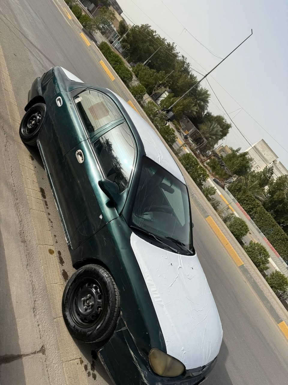 � للبيع | كيا سيفيا 2001 🚗

السيارة بحالة تشغيل يومي، تمشي وما تشتكي، مناسبة للاستخدام أو كسيارة اقتصادية.

🔹 الموديل: 2001
🔹 الكهربائيات: بلادية وشغّالة 100%
🔹 الكير: نظيف
🔹 المكينة: جيدة وبيها بداية تبخير خفيف
🔹 الصدر: أمامي وخلفي نضيف 
🔹 والتايرات: بحالة جيدة جداً
🔹 السيارة: خير من الله

📌 ملاحظات (للأمانة):
▪️ بداية تبخير خفيف
▪️ تحتاج شغل بسيط حسب رغبة المشتري
▪️ طبيعية على موديلها وعمرها

📍 الموقع: بغداد – البياع حي الإعلام 

💰 السعر: 27
🛠️ بيها مجال بسيط

📞 رقم الهاتف:
***********
