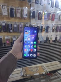 نوت ٣٠ • ١٦ رام • ١٢٨ ذاكرة