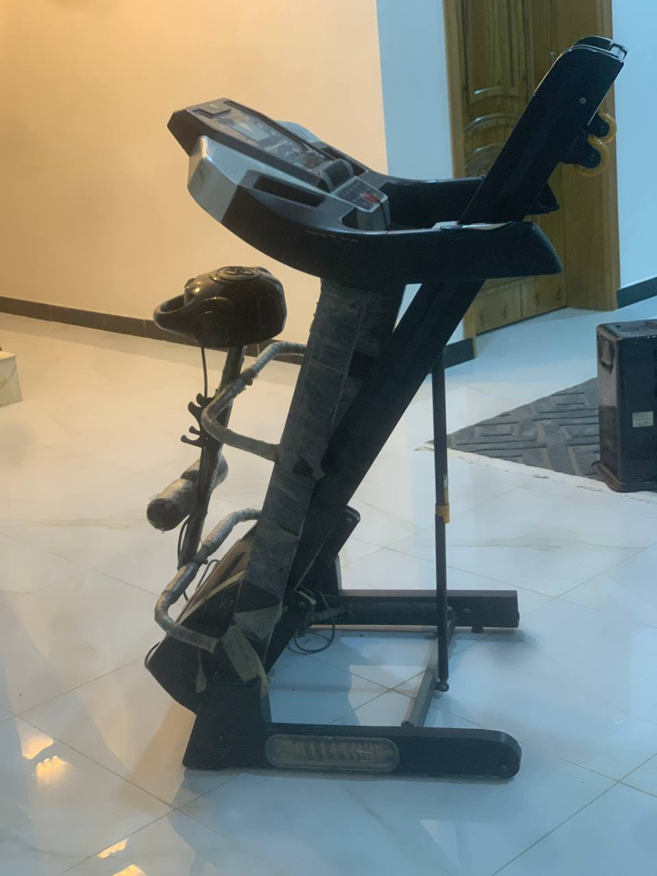 جهاز جري رياضي  متعدد الاستعمالات

جاز اشترينا قبل ٥ اشهر ومحد استعمله بعده بجياسته مكاني كوفه سعره 135 الف قفل الشراي يراسلني خاص أو يعلق رجائا فقط الشراي


**إذا كنت صاحب هذا الإعلان وتريد حذفه لأي سبب، رجاءا أرسل رسالة إلى الدعم الفني**