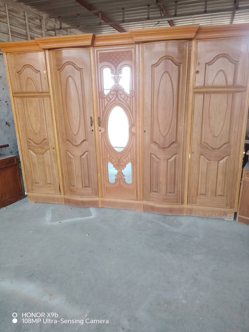 غرفه نوم البيع شغل موجه نضافه ٧٠ بل ١٠٠ سعر ٦٠٠  وبيه مجال *********** مع خدمه توصيل وشد دخل محافظه بابل
