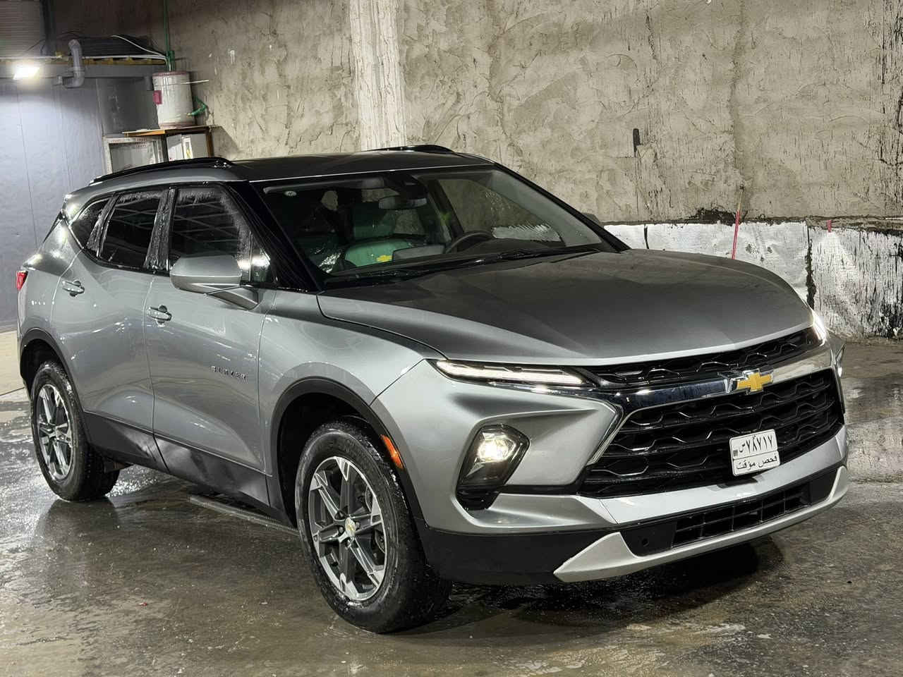 شوفر بلايزر
موديل 2024
حادث موضح
دخول جديد شهداء بابل
السعر 169
مكانه كربلاء 
للاستفسار ***********
