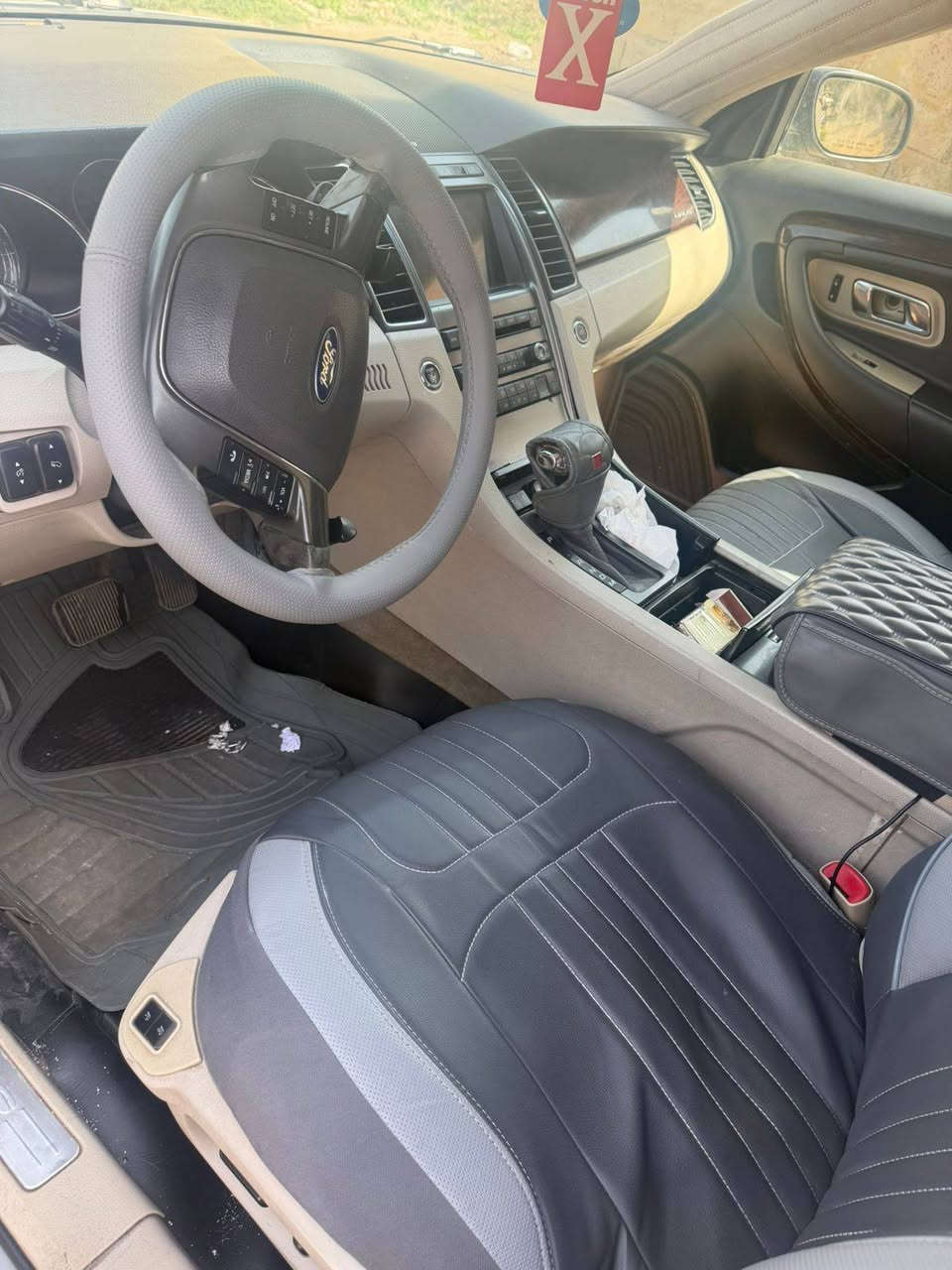 السلام عليكم موديل ١١ تغير لون بيها بس جاملغ خلفي وباب باقي كلين سياره تبريد ونضيفه مال جناي محرك كير بل شرط *********** سعر ١٠٠ بي مجال
