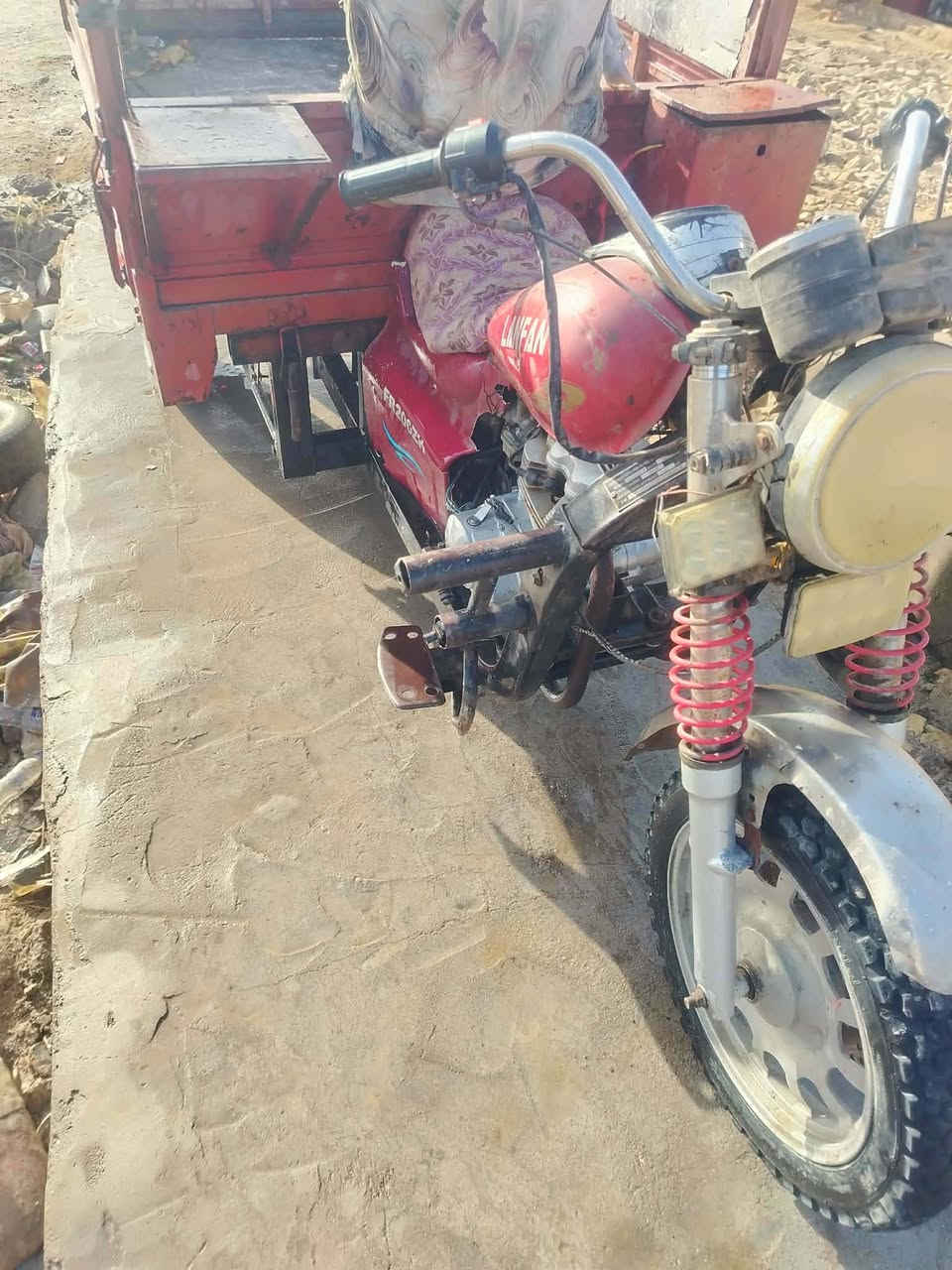 للبيع ستوته اوراق مباشره نداور باسم المشتري ستوته مكينتها 200 سعرها مليون وربع بيها مجال اللي يحب يتصل على الرقمم

***********

المكان ميسان قضاء قلعه الصالح
