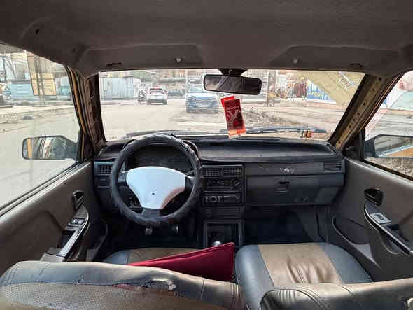 السلام عليكم سايبه 2011 للبيع السياره خير من الله بيها فقط خيط تبخير السياره رقمها مثنى راعيها موجود السياره مشروع وطني يعني تحويل بغداد السعر 18 وبيها مجال بسيط *********** مكاني بغداد
