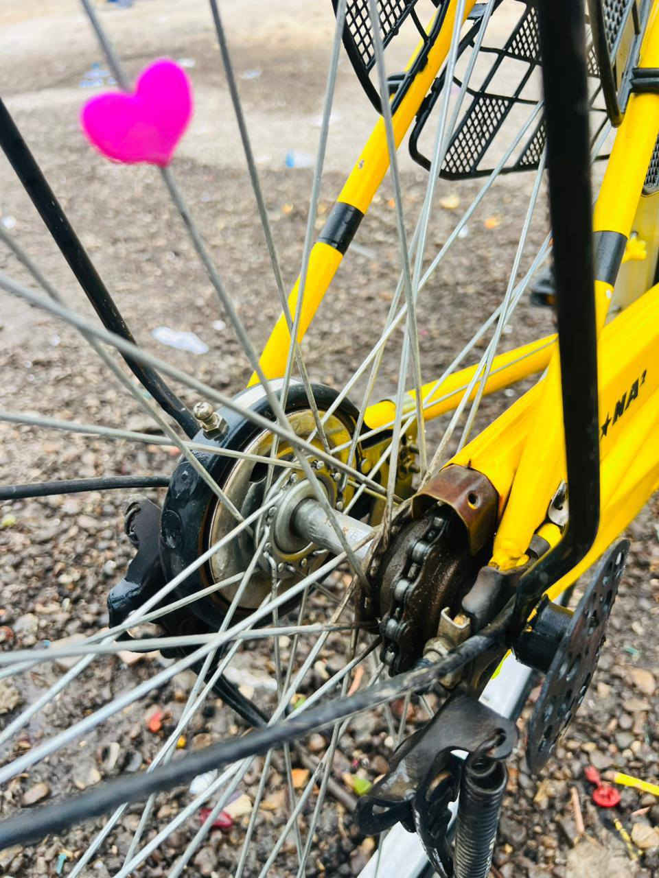 سلام عليكم بيسكل للبيع حجم 26  جاهز كل نقص مابي موديل 2018 بيسكل جديد مكان واسط.  نعمانيه                       (***********)       (***********)
