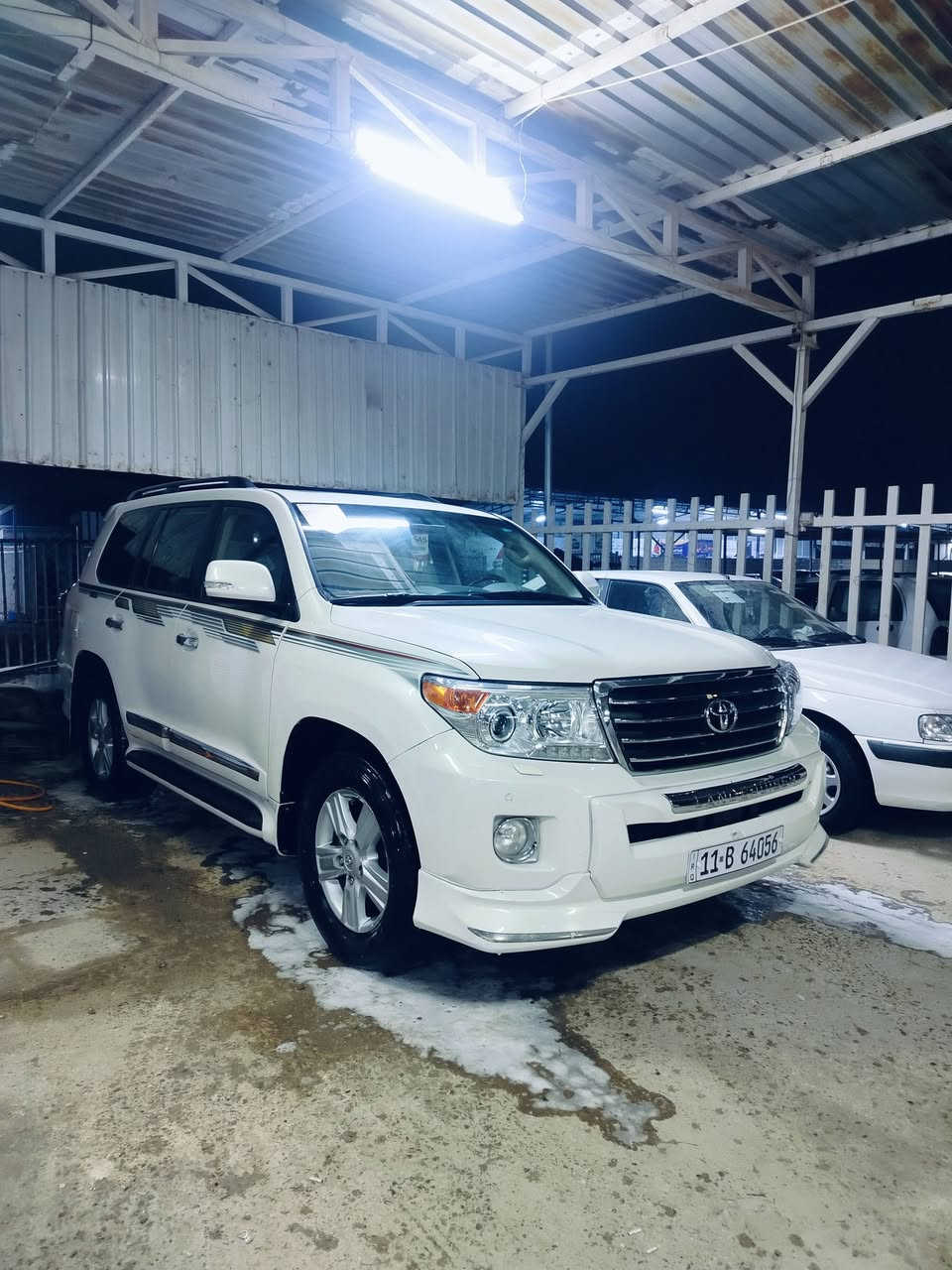 الاندكروز موديل 2012 بيها بارد بلجاملغ الامامي اليسر جاهزة من كلشي مكينةمامفتوحه وكير وحدادية وتخم تاير وتبريد ثلج رقم بغداد دولي الاستفسار ***********
