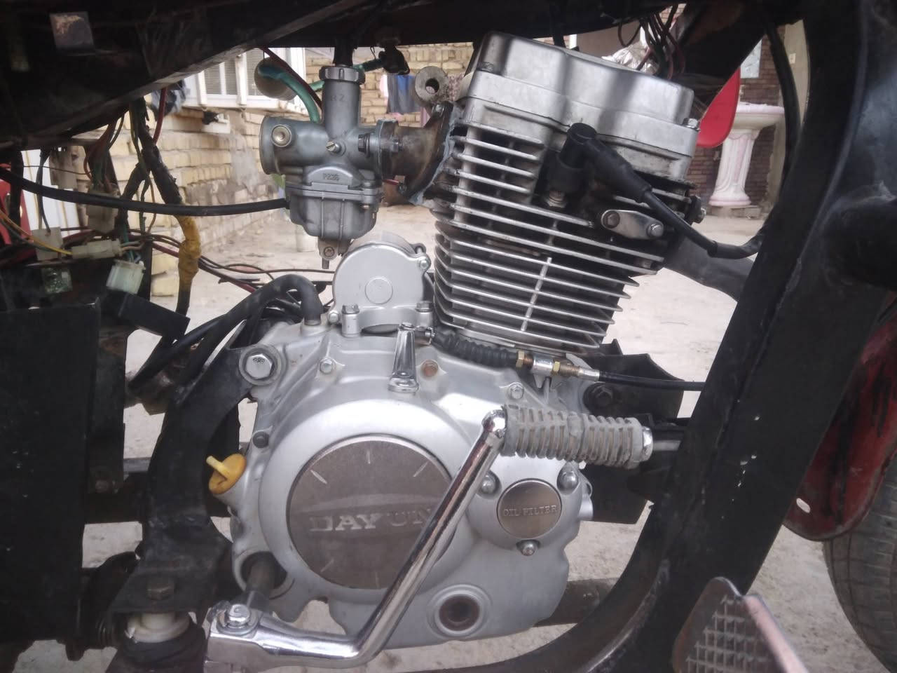 السلام عليكم ستوته ديوان رقم اسود لبيع مديل ٢٠١٠ محرك ٢٢ السعر ٩٥٠ وبيه مجال لتواصل رقمي ***********مكاني وسط قضاء الحي
