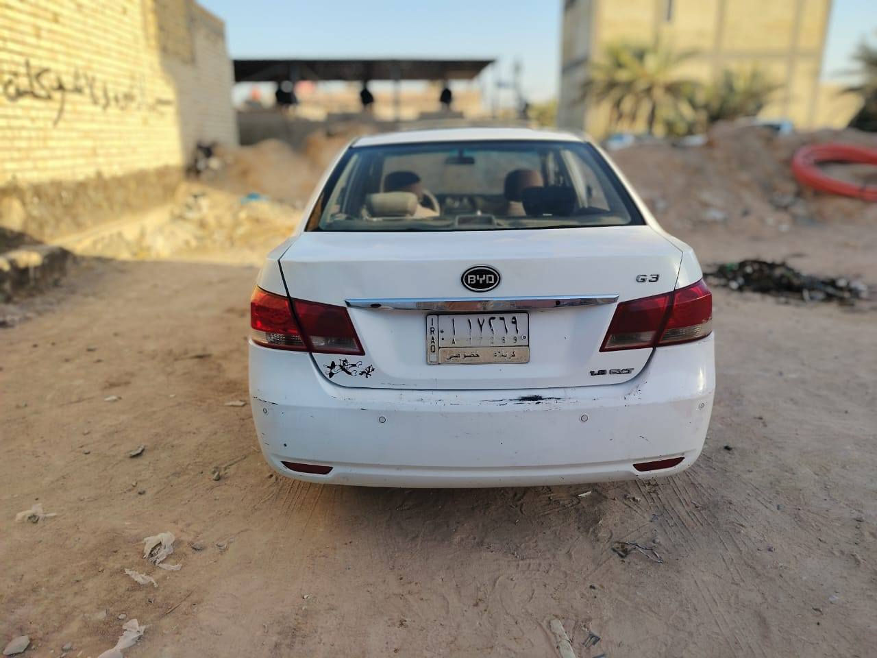 السلام عليكم ورحمة الله وبركاته سياره بي واي دي مابيها صبغ فقط ضربه في الجاملخ الخلفي والباب الخلفي وبعض الطخات البسيطه السعر ٤٥ وبيها مجال للشراي
مكلف بالنشر ***********
***********
