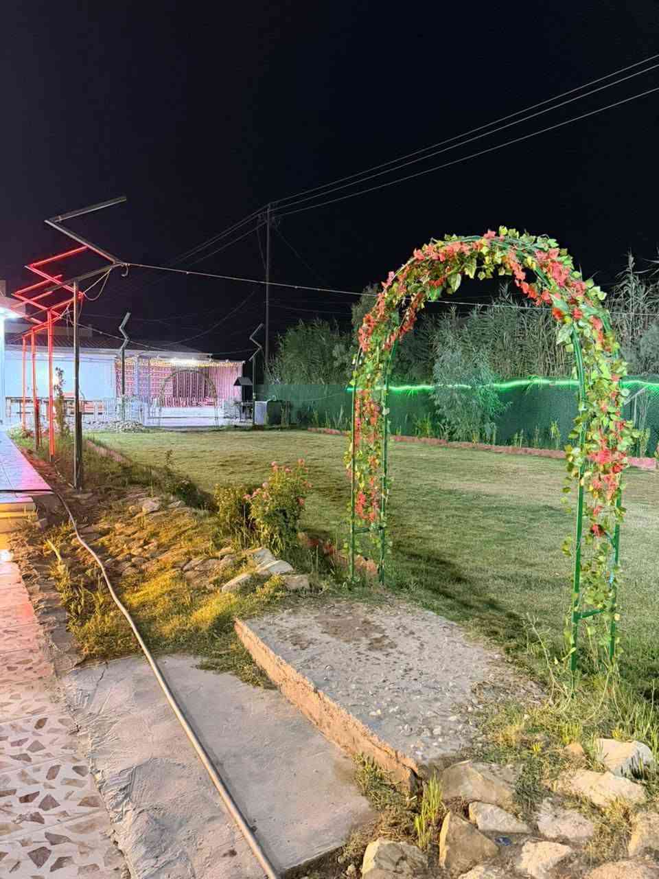 📍 بغداد - حي الجهاد - المكاسب
📞 ***********

🏊‍♂️ مسبح للكبار قياس 5×10
🔥 شوايات خاصة للسمك والمشاوي
🛋️ صالة كبيرة مجهزة بشاشة عرض
📶 إنترنت مفتوح
⚽️ ملعب كرة قدم
🏀 ملعب كرة سلة
🎱 بليارد
🏓 تنس طاولة
♟️ شطرنج ودومنة
🎠 ألعاب للأطفال
🛏️ غرفتا نوم مزدوجتان
🍽️ مطبخ متكامل
🚿 حمام متكامل
☕️ جلسة عربية خارجية
⚡️ كهرباء 24 ساعة بدون انقطاع
🚗 كراج خاص للسيارات

