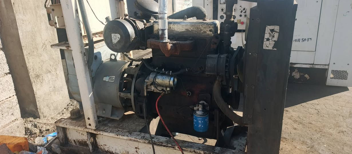 مولد بيركنز للبيع 30 كيفي اوتو كله كامل لا تبخير ولا تنقيص على شرط عل حمل ***********
