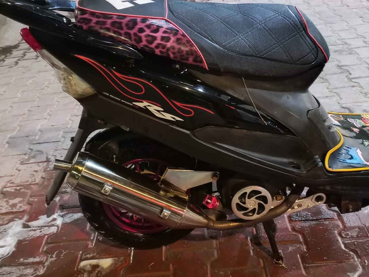 ماكس عدله ياباني جديده ما مفتوحه مكفولة كفاله عامه سلف هندر شاير لايت عالي ناصي  سكنات كهربائيات كلها شغاله اي نقص ماكو بوشه49بلاد مامفتوحه شلعه ومشي ونعومه كفراتها بلاد دراجه ملحه سعر900 وبيها مجال حق الجيه الاستفسار0777909918 أو متواجد وتساب مكاني البصره المشراك


**إذا كنت صاحب هذا الإعلان وتريد حذفه لأي سبب، رجاءا أرسل رسالة إلى الدعم الفني**