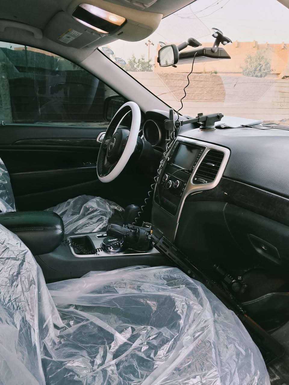 جيب لاريدو للبيع موديل 2011
سليمانيه ارقام جديده سياره نضيفه 
سياره كلين فقط بارد قليل جدآ 
السعر 170
***********
