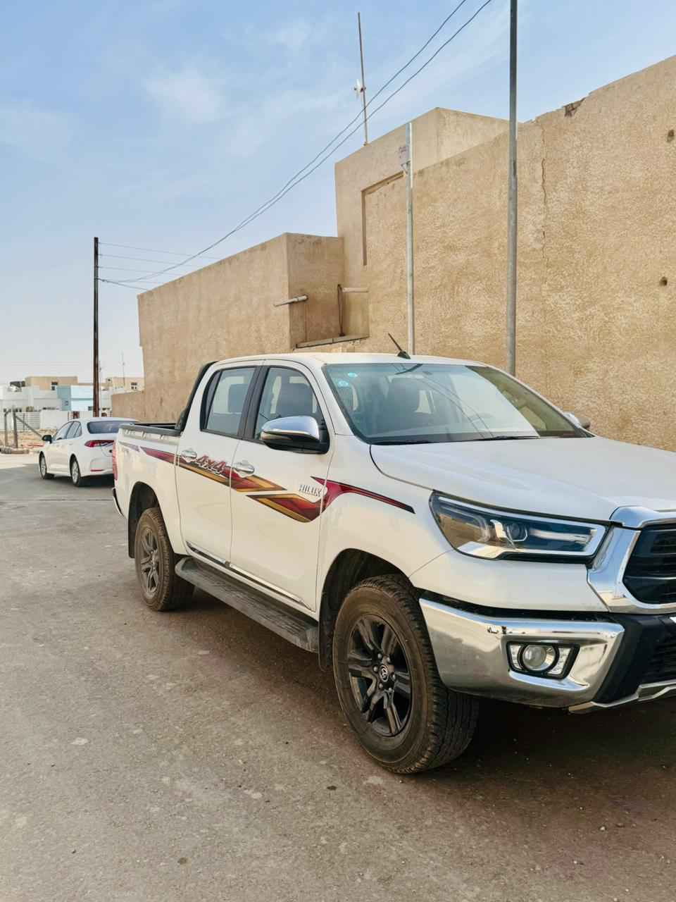 ماشيه 9 الاف كيلو
بسمي مداور مباشر 
تبريد قطعتين
كير اتوماتيك
اماراتي،
فور ويل
سياره وكاله
*********** ديوانية, القادسية
