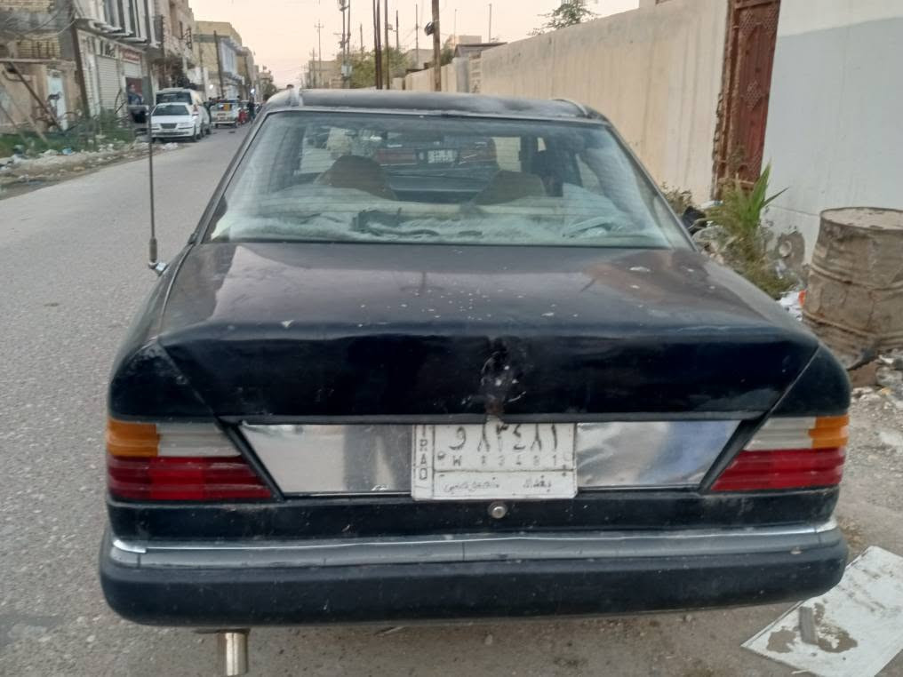 مارسدس دب موديل 88
سيارة نضافتها 50 بلميه سيارة شغالة ورقمها بغداد ابو الوكاله بلنجف يداور ثاني يوم السنوية مشروع وطني لل27 ابيع هل موجود . لسيارة عوزها سمكرة عامة وصبغ لان بيها خياسات قواعدها ابيع طاگات لكلج مال لمروحه لازم يتبدل لان تاخر لسيارة بلنمرة شي بسيط بمرور لوقت لازم يتبدل غرفتها 50 بلميه لسيارة هاي تفاصيلها كامله للعلم لگير جديد صار 4 اشهر من شادة .

السعر 25 قفل 
رقم الهاتف ***********
موجود عل خاص ولموشراي لا يتعبني الرفاعي, ذي قار
