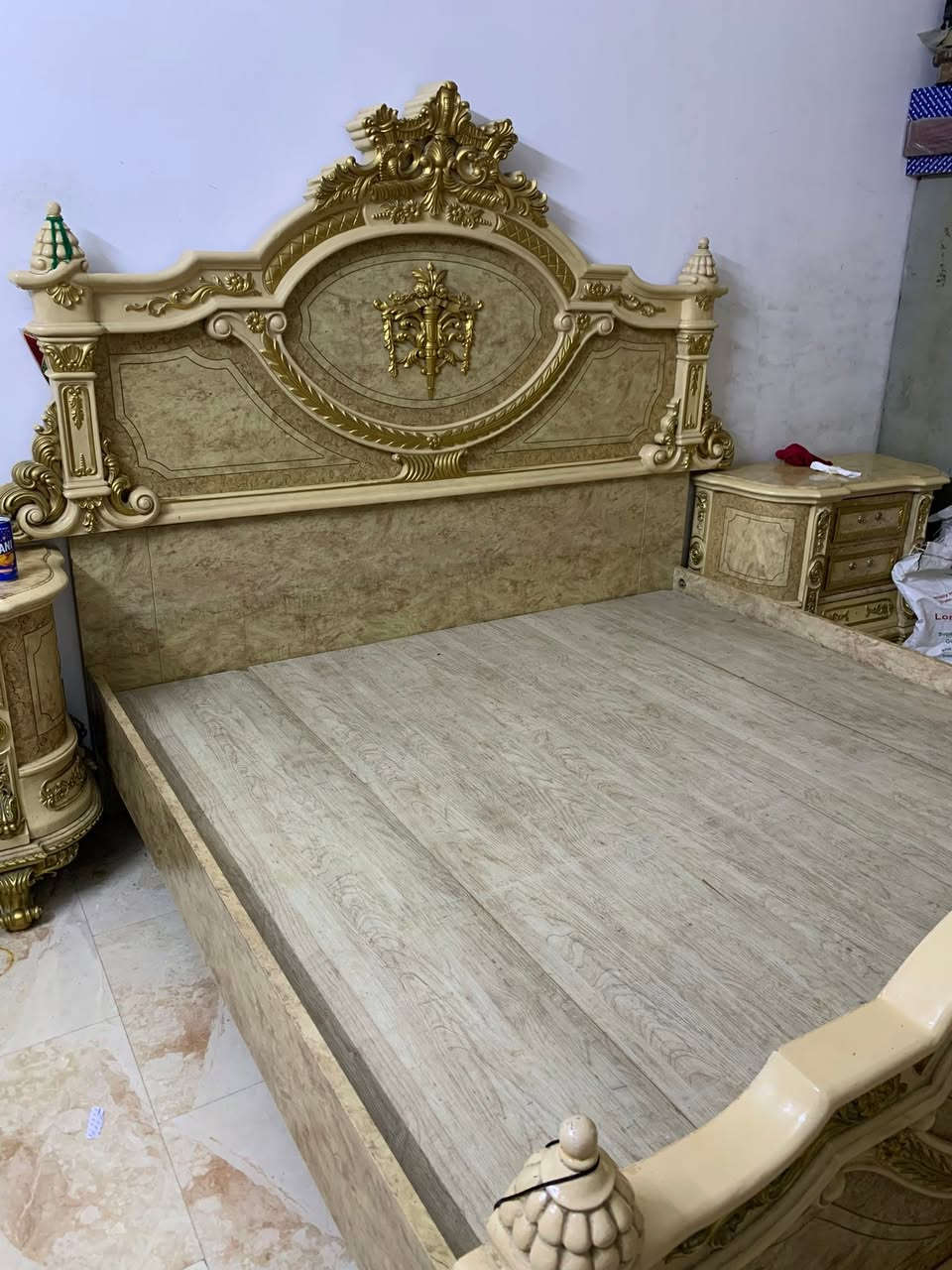 سلام عليكم غرفه كاليزي للبيع مكاني بغداد وزن ثقيل


**إذا كنت صاحب هذا الإعلان وتريد حذفه لأي سبب، رجاءا أرسل رسالة إلى الدعم الفني**