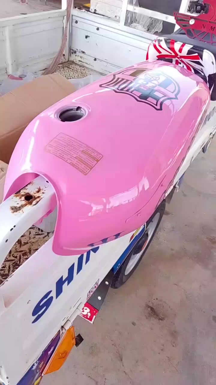 سلام عليكم 
سيت كامل لبيع تانكي و كشن و طيارية وعلامة سيت مامستعمل جديد بعدة سعر سيت 125الف 
مكان جلولاء 
***********
