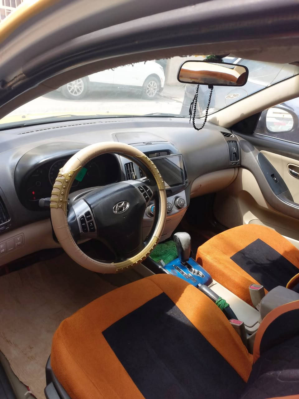 س.ع 
النتره خليجي ١١ تكسي مكفول رقم ميسان ألماني   محرك ١٦٠٠ حداديه جيده للإستفسار *********** سعر ١٠٥
