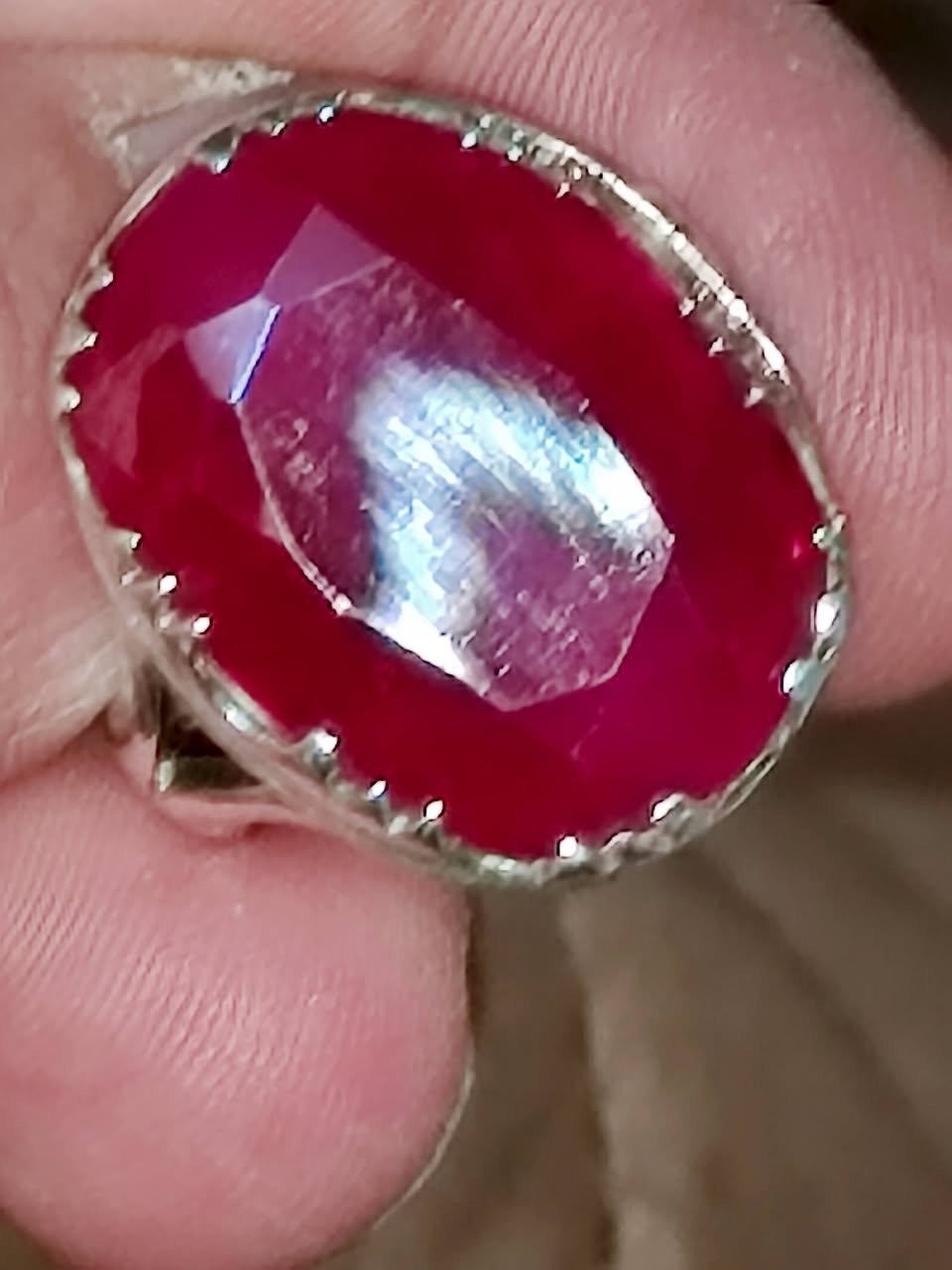 للبيع شلع ياقوت عقيق طبيعي سعر الجميع300الف فقط بيع الكل للاستفسار مراسلة ***********واتس
